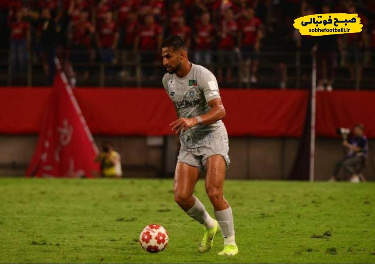 مهاجم سابق پرسپولیس قراردادش با آویسپا فوکوکا را تمدید کرد