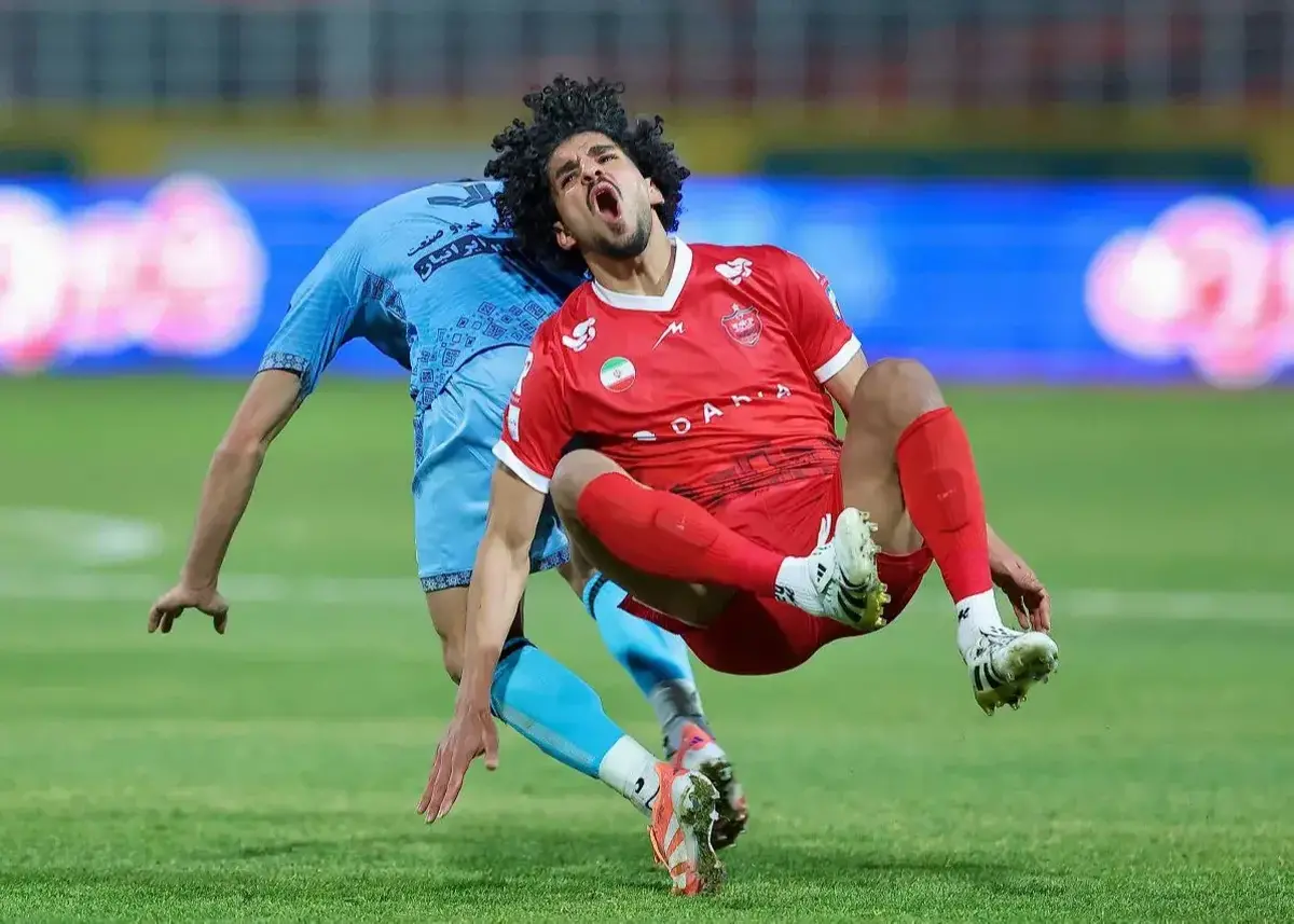 تصویر خبر تصویر تکان&zwnj;دهنده از تمرین امروز سرخ&zwnj;ها؛ چشمِ خونینِ مدافع پرسپولیس همه را شوکه کرد!