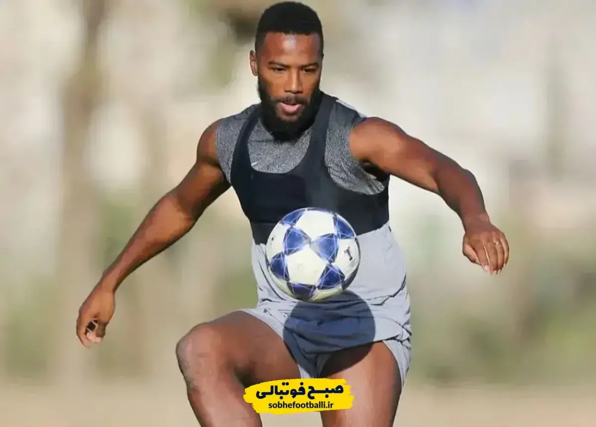 تصویر خبر مهاجم اهل هائیتی استقلال به تهران بازگشت