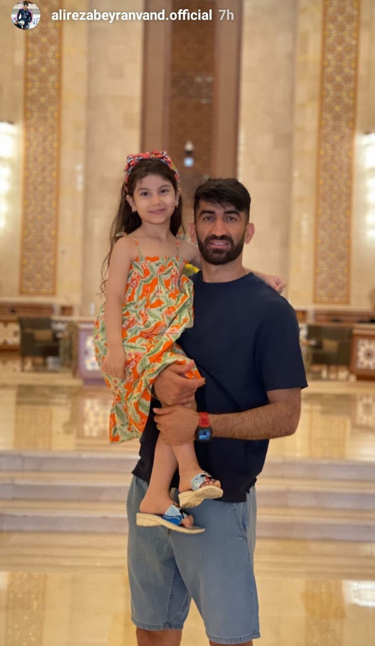 بیوگرافی کامل علیرضا بیرانوند و همسرش + تصاویر، افتخارات و ناگفته‌ها