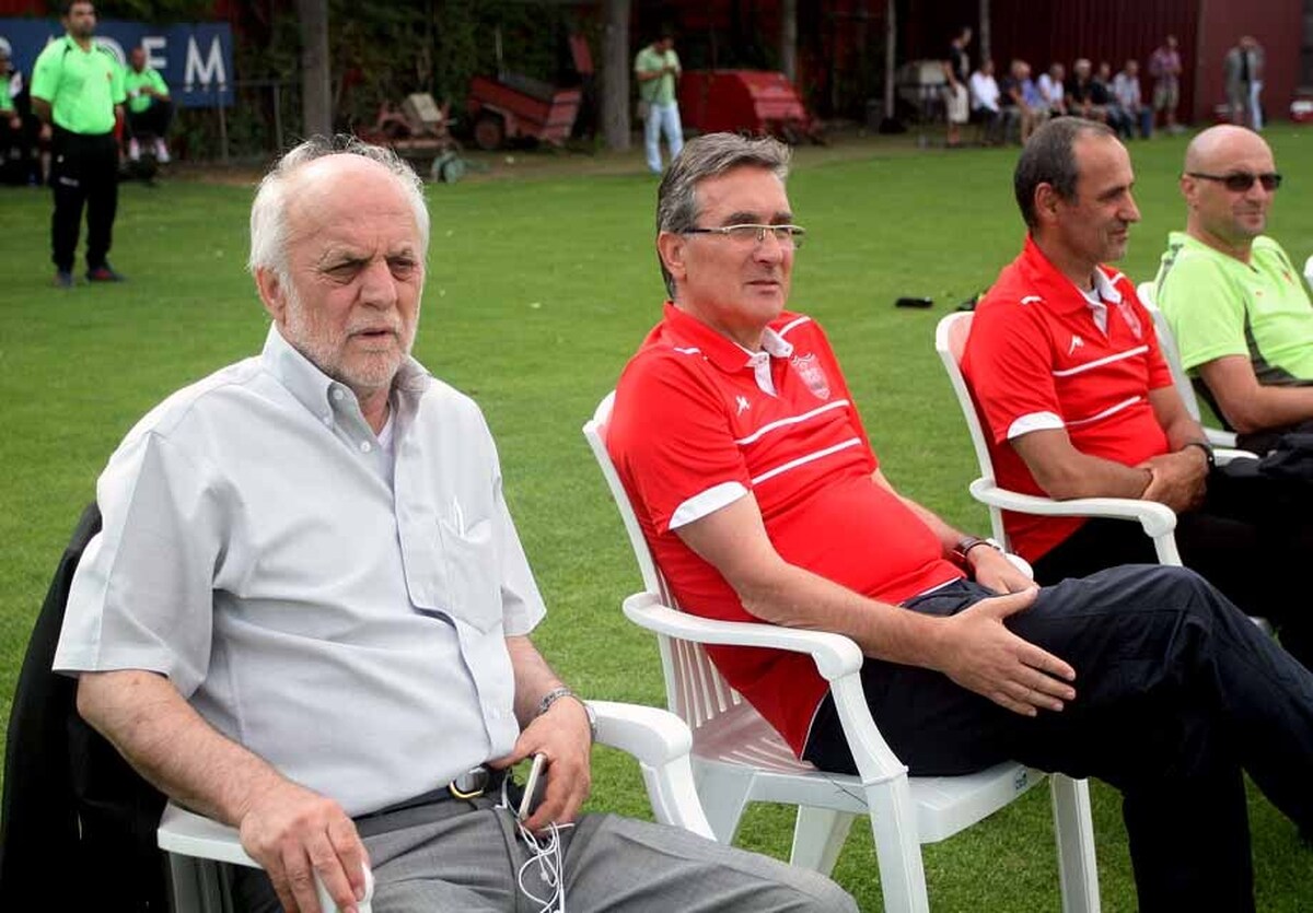 خوردبین:پرسپولیس دوباره به اوج برمیگردد
