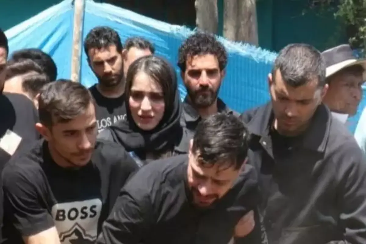 همدردی سرخ‌ها با ستاره سابق؛ پرسپولیسی‌ها در مراسم ختم مادر کامیابی‌نیا