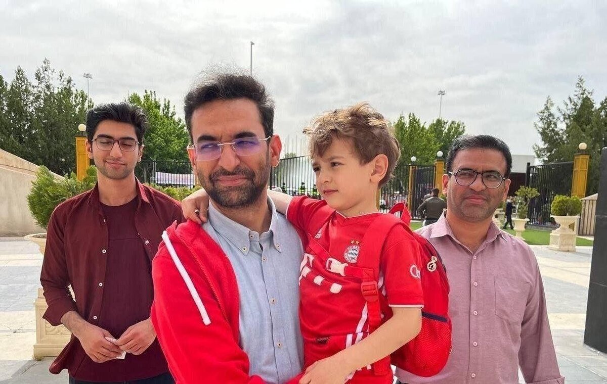 آذری جهرمی جواب کری خوانی استقلالی هارو داد