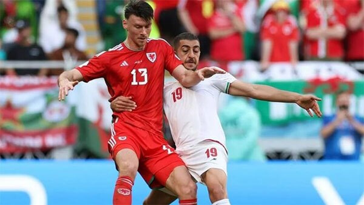 سیدورف یک مهاجم اروپایی به استقلال معرفی کرد