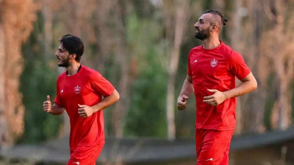 سردار دورسون یقه پرسپولیسی‌ها را وِل نمی‌کند!