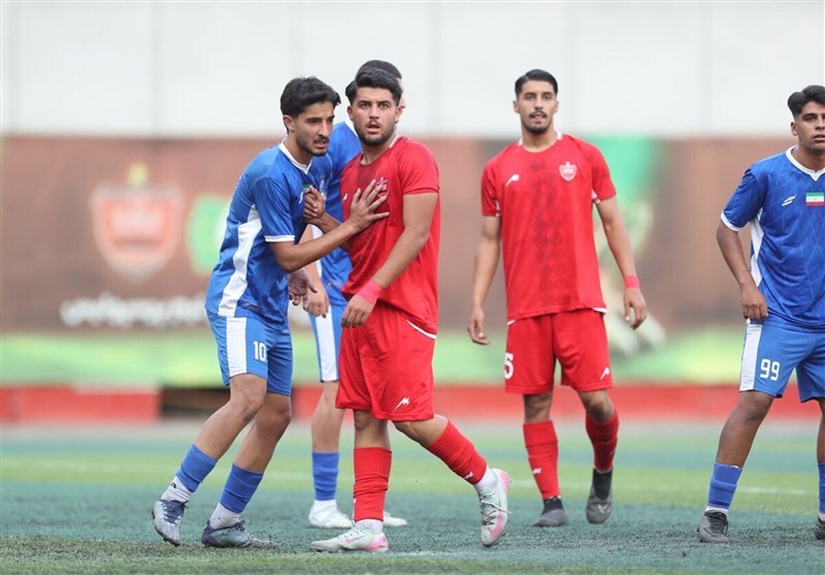 دربی بدون گل استقلال و پرسپولیس در حضور ساپینتو و هاشمیان