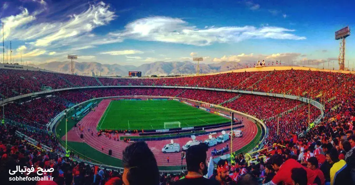 فوری:تجمع هواداران پرسپولیس مقابل بانک‌شهر