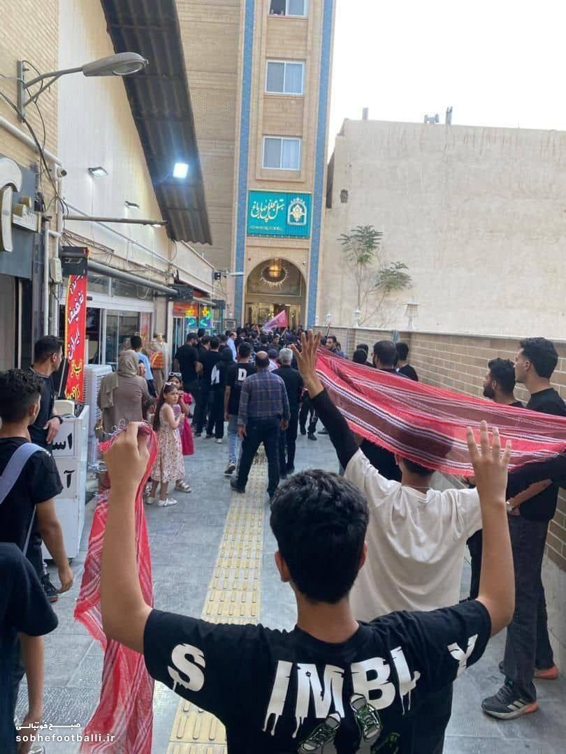 هواداران سپاهان برای پرسپولیس لُنگ به دست شدند!