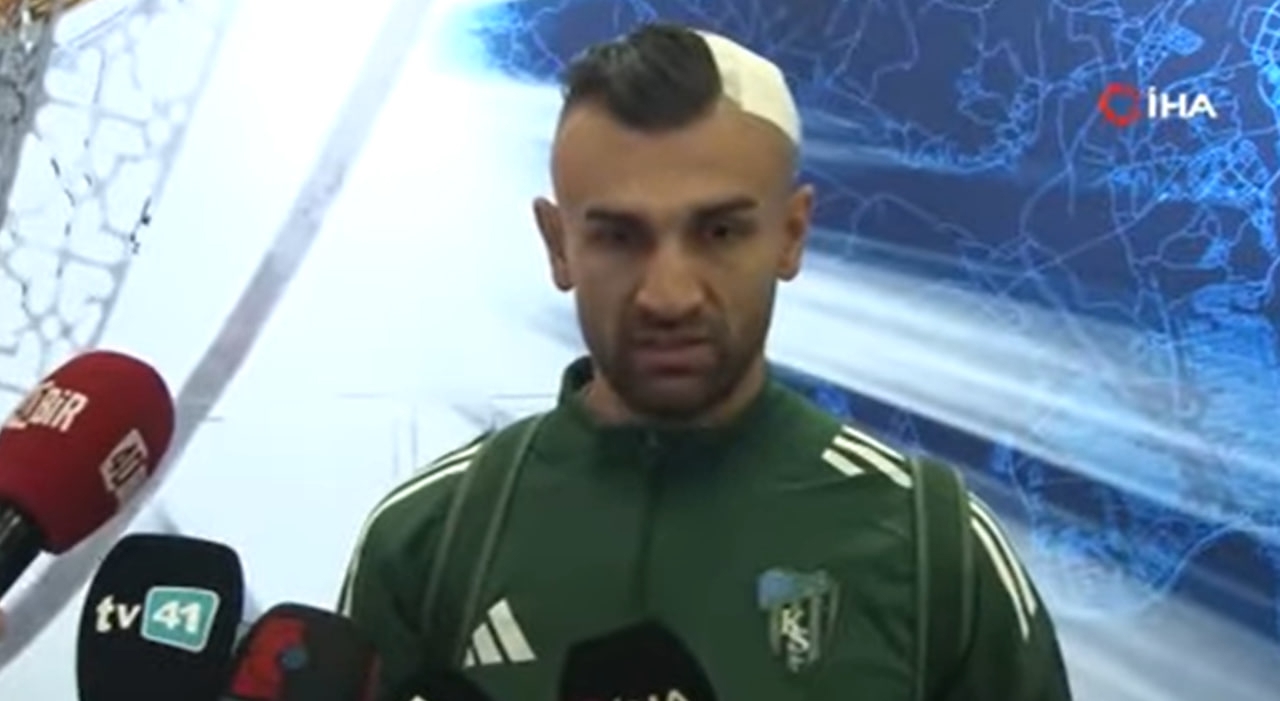 فوران خون مهاجم فصل گذشته پرسپولیس و ۱۲ بخیه روی سر سردار دورسون!