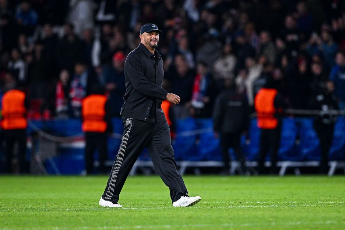 چگونه پرس هوشمندانه کمپانی، قهرمان اروپا را به زانو درآورد؟ آنالیز تاکتیکی بایرن مونیخ - پاری سن ژرمن