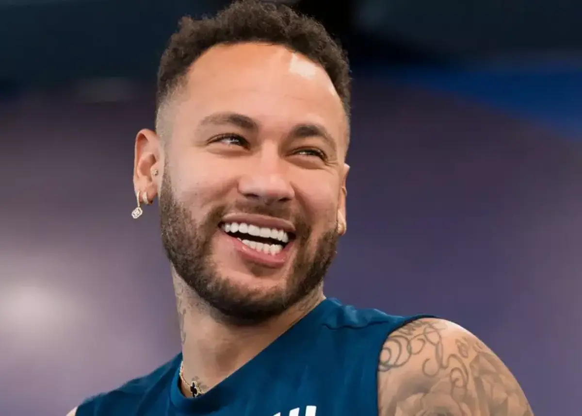 تصویر خبر سود ۲۴۰۰ میلیارد تومانی از جدایی ستاره برزیلی!