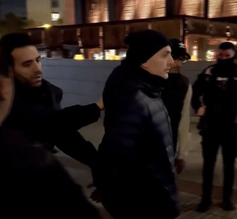 جنجال در اسپانیا: حمله به روبیالس با تخم‌مرغ!