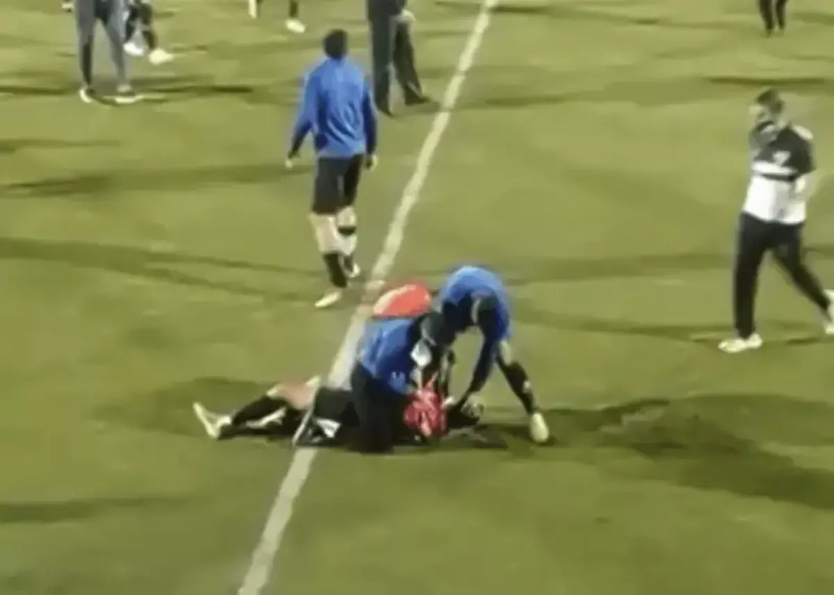 تصویر خبر روزبه سینکی هدف چاقو قرار گرفت