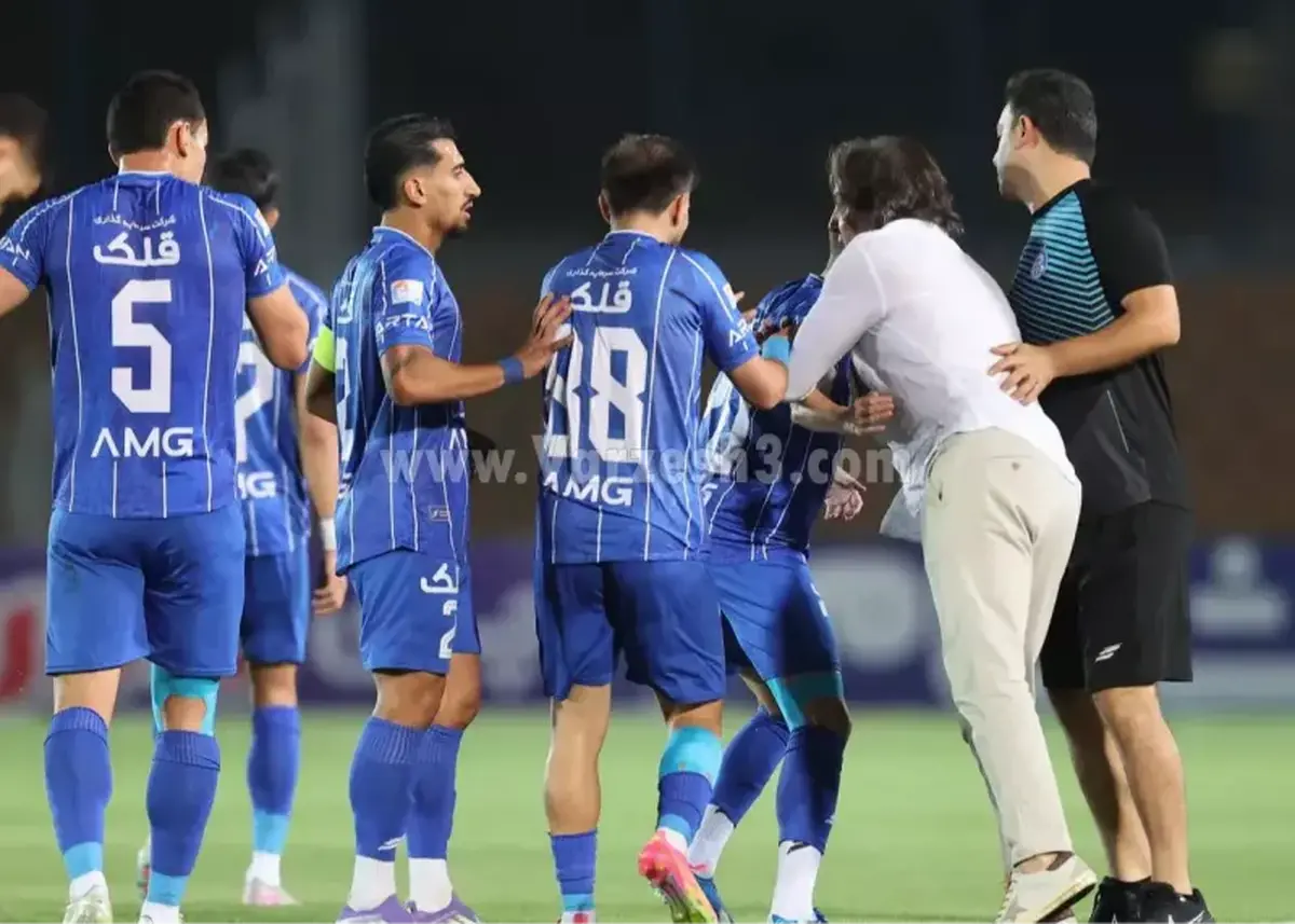 تصمیم عجیب درباره محل بازی استقلال!