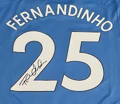 خداحافظی فرناندینیو از دنیای فوتبال؛ پایان دوران پرافتخار هافبک برزیلی