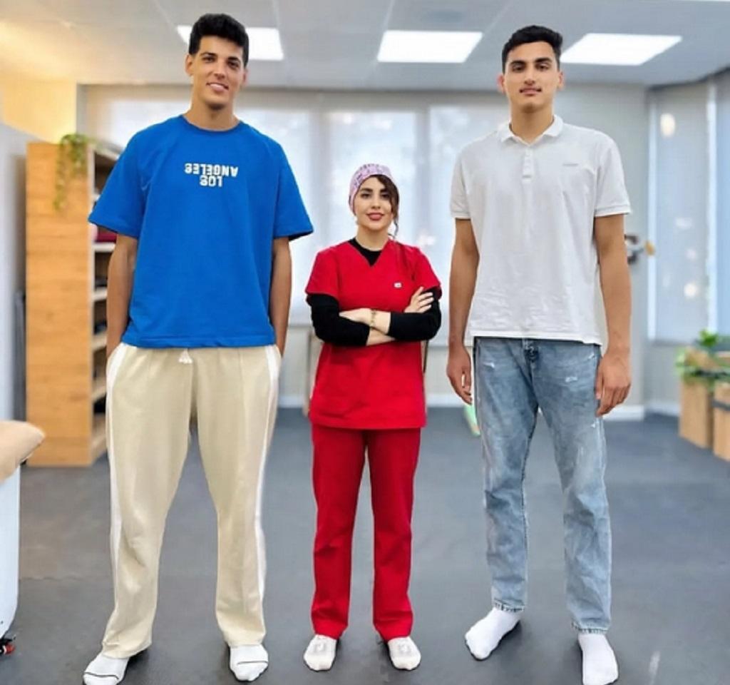 صابر کاظمی و هوادارنش صابر کاظمی و هوادارنش