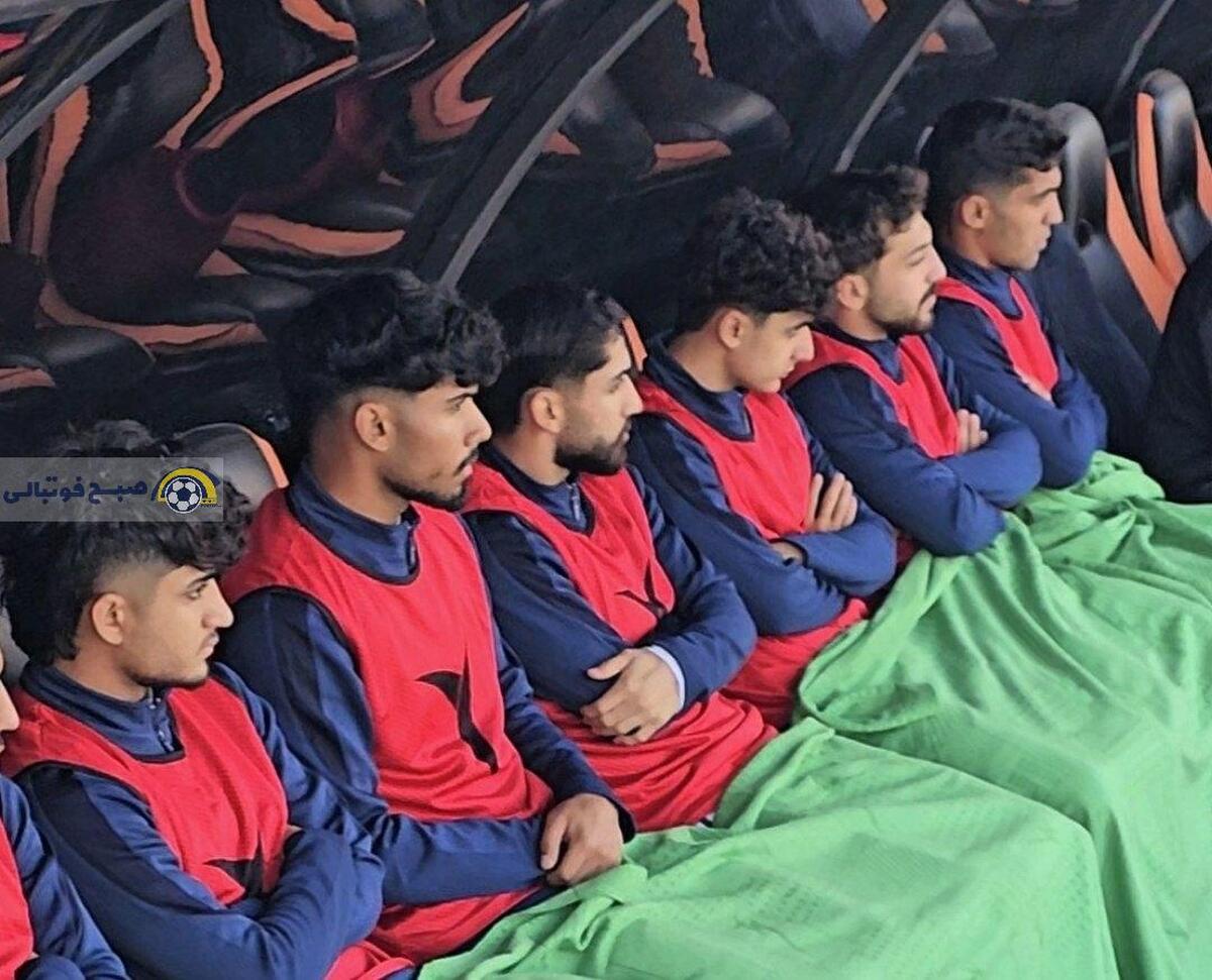 نیمکت جوان ذوب‌آهن در یزد؛ حدادی‌فر با شش بازیکن زیر ۲۱ سال مقابل چادرملو