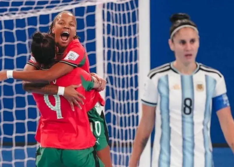 حریف احتمالی ایران در یک قدمی قهرمانی؛ برزیل و پرتغال فینالیستهای فوتسال زنان شدند حریف احتمالی ایران در یک قدمی قهرمانی؛ برزیل و پرتغال فینالیستهای فوتسال زنان شدند