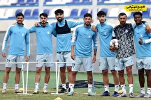 پاسخ استقلال به پرسپولیس با پوستر کنایه‌آمیز در آستانه دربی ۱۰۶