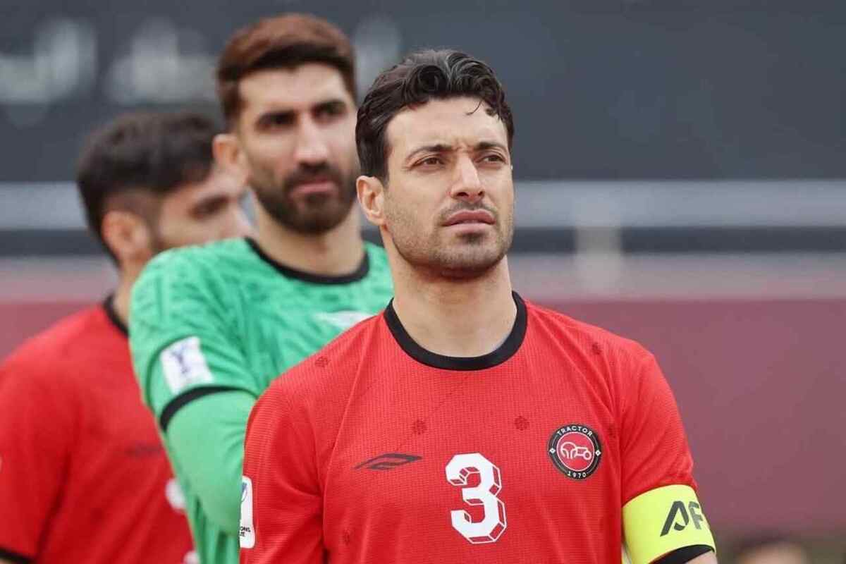 تصویر خبر ستاره های تراکتور با هواپیمای پرسپولیس به تهران آمدند!