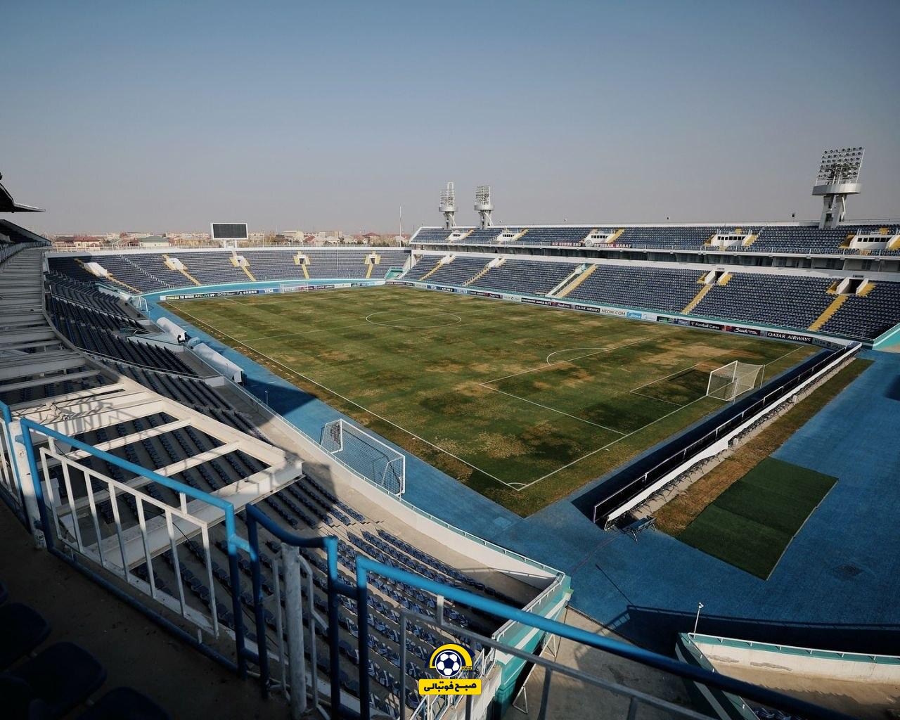 چمن ورزشگاه نسف‌قارشی؛ ۳ ساعت مانده به بازی تراکتور و نسف، حال و روز خوبی ندارد!