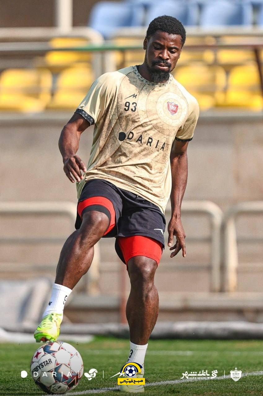 ستاره سابق پاری ژرمن به تمرینات پرسپولیس بازگشت