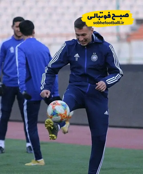 جنگ سرخابی‌های پایتخت بر سر مهاجم ازبک؛ ایگور سرگیف در رادار استقلال و پرسپولیس برای نیم‌فصل