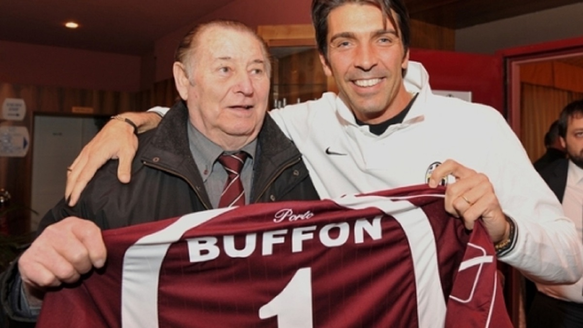 تصویر خبر بوفون رفت؛ فوتبال جهان در شوک سنگین!