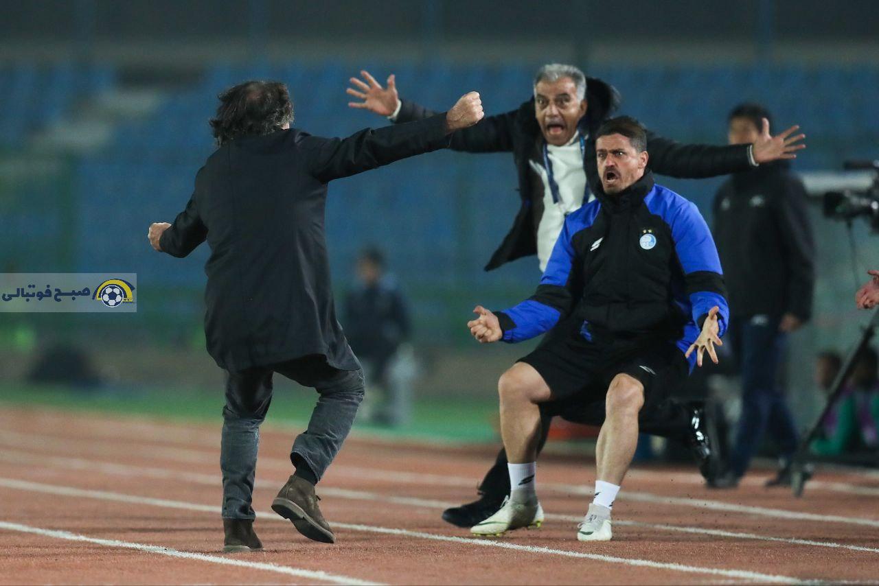 جشن گل جالب استقلال؛ وریا غفوری و ساپینتو در آغوش هم +عکس جشن گل جالب استقلال؛ وریا غفوری و ساپینتو در آغوش هم +عکس