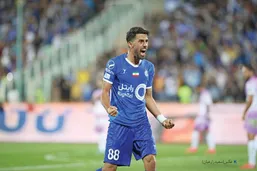 آرش رضاوند در آستانه جدایی از استقلال