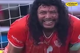 ویدیو/ سن روی عقرب هیگوئیتا تاثیری نداشت!/ رنه هیگوئیتا ۵۹ ساله، دوباره ضربه عقرب زد