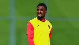 ابهام در وضعیت اوریه؛ ایفمارک هنوز مجوز بازی او برای پرسپولیس را صادر نکرده