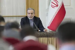 عراقچی به پوتین: ایران در حال دفاع مشروع است