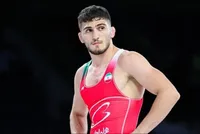 محمد نخودی فینالیست جهان شد! | پیروزی ۹ بر ۵ مقابل گادژیف و یک قدم تا طلای کشتی آزاد ۲۰۲۶