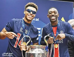 رقص جالب دزیره دوئه در رختکن پس از قهرمانی پاری سن ژرمن در سوپرکاپ اروپا