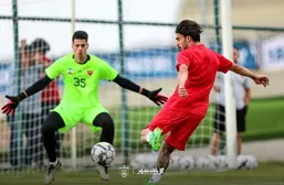 شماره عجیب دروازه&zwnj;بان پرسپولیس در تمرینات!
