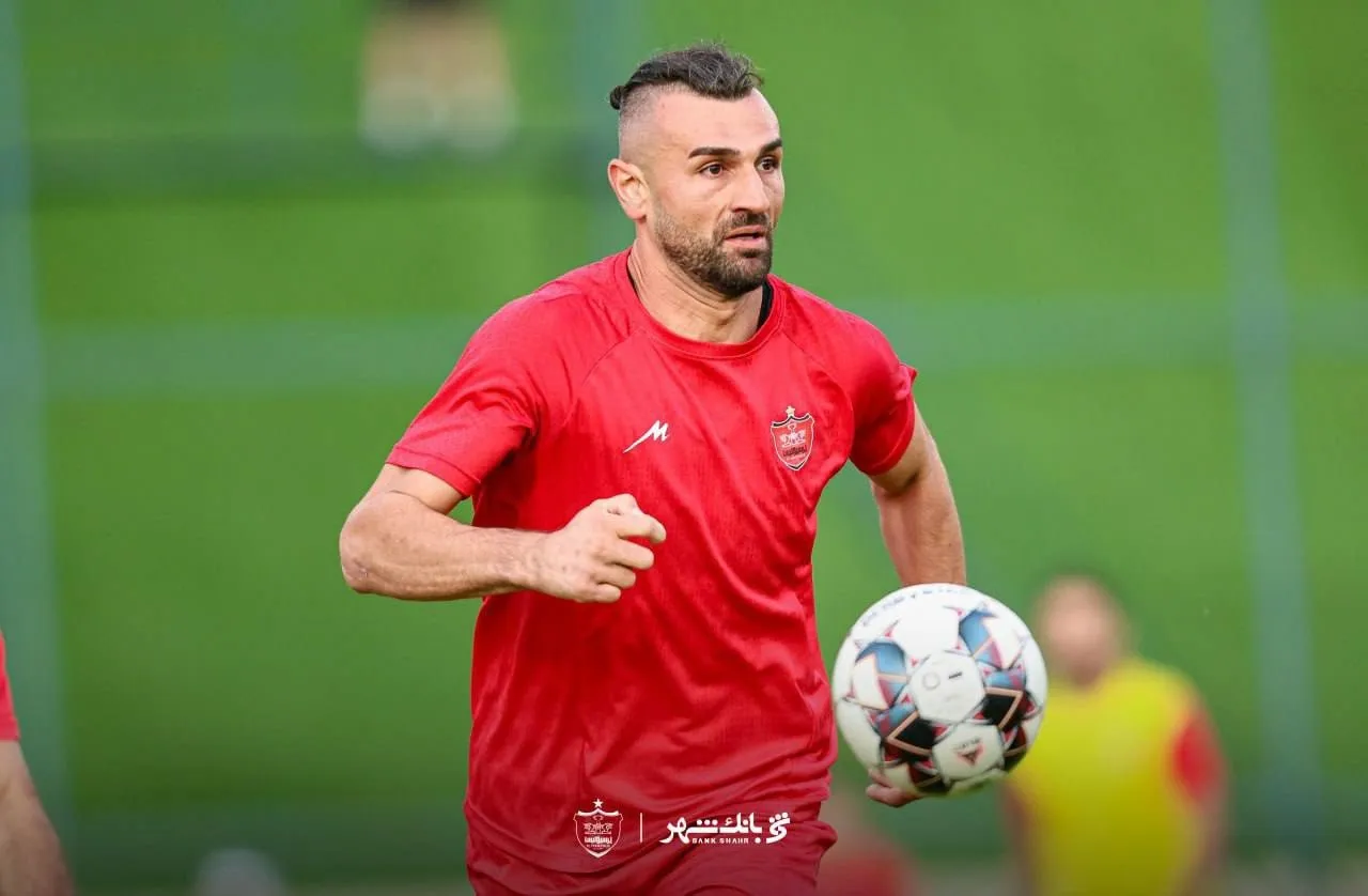 یک نام عجیب در لیست مازاد پرسپولیس!