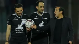 رفتار غیر ورزشی خداداد عزیزی چقدر برایش آب خورد؟