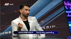 تصویر خبر حمله به سیستم آموزشی دانشگاه آزاد، فردی مثل بیرانوند که سواد درستی ندارد با پول در این دانشگاه دانشجوی دکتری می&zwnj;شود