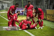 تصویر خبر نساجی با بازیکن ازبکی به توافق رسید