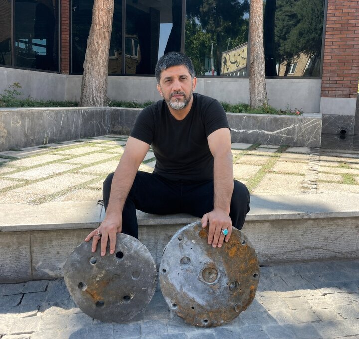 موشک تاماهاک در خانه کشتی + عکس یادگاری دبیر پای بقایای موشک آمریکایی