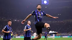 تصویر خبر به بهانه بازی المپیاکوس و بارسلونا؛ همه حرکات مهدی طارمی مقابل بارسلونا؛ پاس گلی برای صعود به فینال