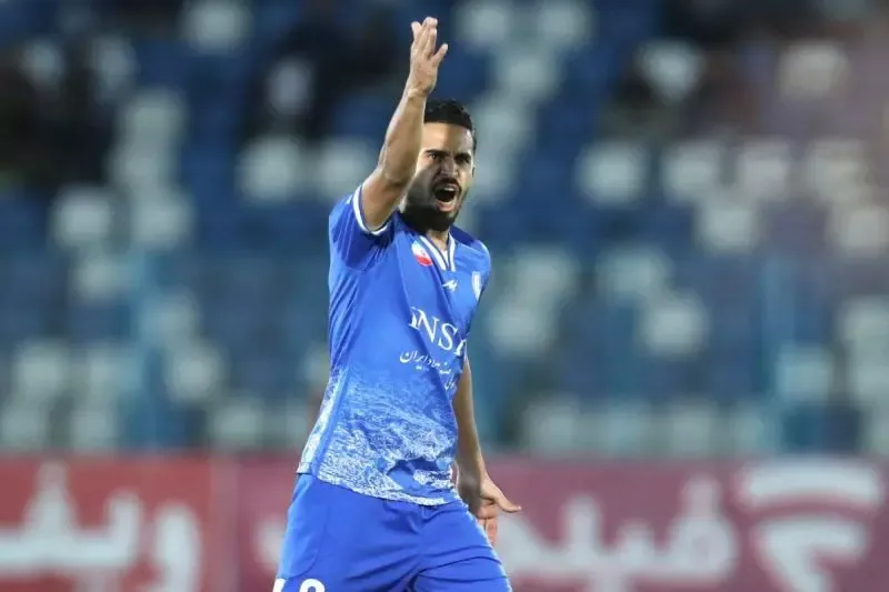 اخراج دو بازیکن استقلال خوزستان