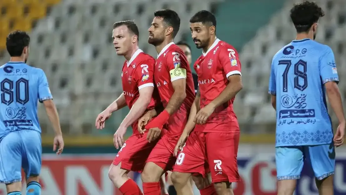 شکست پرسپولیس از چادرملو 