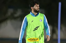 تصویر خبر استقلال از بازیکن ازبک خودش شکایت میکنه؟