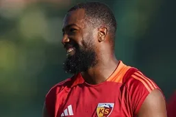 رسمی؛ داکنز نازون به استقلال پیوست