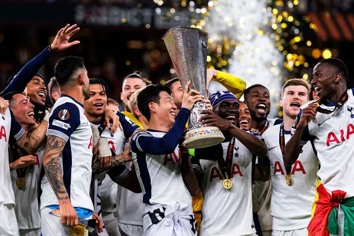 قهرمانی تاتنهام در لیگ اروپا