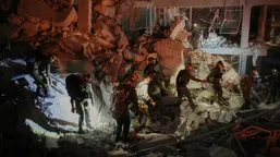 حمله و آتش سوزی انبار نفت شهران و جنوب تهران؛ حمله به وزارت دفاع، نارمک و کوهک تهران / حمله موشکی گسترده ایران به شهر&zwnj;های اسرائیل: ۱۰ کشته و ۱۵۴ زخمی