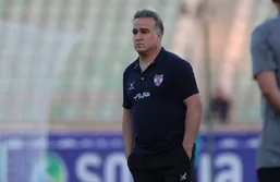 سرمربی پیکان: می&zwnj;خواهیم استقلال را حذف کنیم