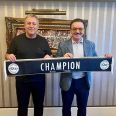 تصویر خبر فوری:اسکوچیچ با تراکتور تمدید کرد